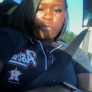 Meet your Posher, Alexia